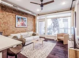 Artist Gallery Downtown 2Bed 2Bath Condo