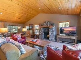 Alpen Glow by Tahoe Getaways - Private Hot Tub, Close to Northstar