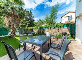 Maison Frappaz 4 chambres avec jardin Villeurbanne，位于维勒班的乡村别墅