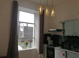 Perfect apartment - close to the train station