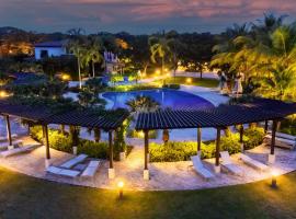 Stylish & Quiet Breathtaking Laguna Views Pool，位于普拉亚布兰卡的酒店