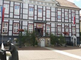 Hotel Ratskeller Lüchow，位于吕肖的酒店