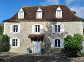 La part des Anges，位于Gouze的酒店
