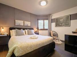 The Peaceful Apartament Close to Milan，位于纳维廖河畔特雷扎诺的酒店