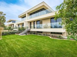 Holiday Home Semi-detached Villa Crveni vrh 1-2-3- by Interhome，位于萨武德里亚的酒店