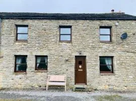 4 Swallowholm Cottage