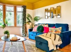 Stylish 3 Bed Home with Parking!