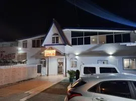 巴拿马托库门国际机场快捷酒店