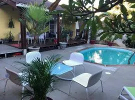 Belle maison équipé avec piscine
