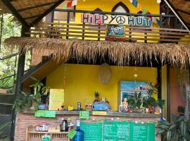 Hippy Hut Koh Chang，位于象岛的海滩酒店