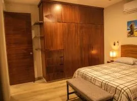 NEW Condo w/Rooftop Pool & View