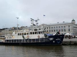 Hotellilaiva Muikku/Hotel Boat Muikku，位于赫尔辛基的船屋