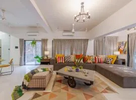 Villa Belle Vue- 4BHK Private Pool & Party Hall By StayMonkey