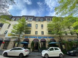 Hue Crown Boutique best hotel