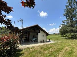 Le tastet，位于Saint-Lon-les-Mines的酒店