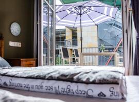 Minjo Hotel，位于巴特克罗伊茨纳赫的酒店