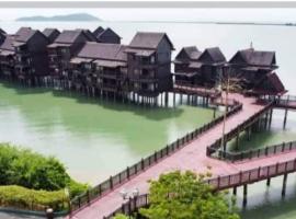 Villa Dalam laut 530，位于珍南海滩的酒店