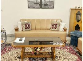 Manstays' luxe homestay Apartments nearby Ganges!，位于哈里瓦的公寓