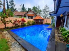 villa batu pandermanhill 4BR+swimming pool