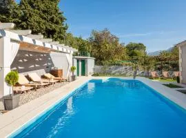 Holiday Home Mamita - Heated pool