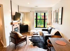 Cozy Mountain View Condo，位于Vernon Township的酒店