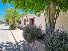 Cardones de Molinos，位于莫利诺斯的住宿加早餐旅馆