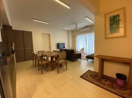 By The Sea Luxury Beachfront Resort 223，位于峇都丁宜的酒店