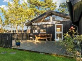 Beautiful Home In Samsø With Kitchen