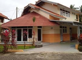 Villa Beach Anyer，位于Kareo的度假屋