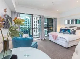 Comfortable & Cozy - Newly Furnished 'Quays' Share Save