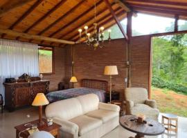 Cabana em Sao Francisco Xavier com linda vista，位于圣弗朗西斯科泽维尔的酒店