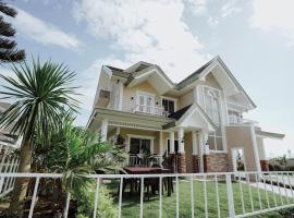 Cozy Crib Saratoga in Tagaytay Midlands with Breakfast，位于大雅台的酒店