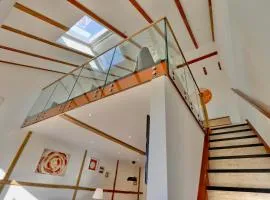 The Owl Barn Wiltshire - Chalk