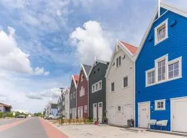 Lovely Home In Harderwijk With Kitchen