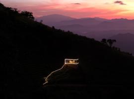 La Villa Hill-ลาวิลล่าฮิลล์，位于Mon Jam的酒店