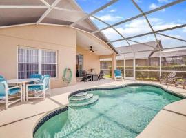 Minutes to Disney! Spacious Home w/ Private Pool, Themed Rooms!，位于奥兰多的别墅
