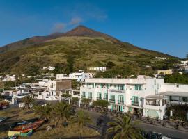 Hotel Ossidiana Stromboli Center，位于斯特龙博利的酒店