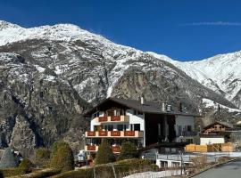 Swiss Paradise，位于圣尼克劳斯的酒店