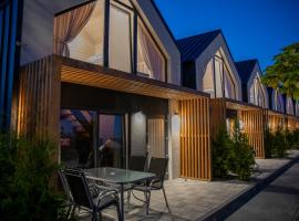 Tropicana Gold，位于波波林的木屋