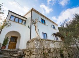 Apartment Nadine Mljet mit Meerblick，位于Okuklje的公寓