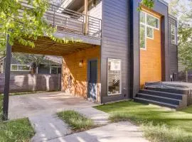 Stylish Austin Home with Hot Tub 3 Mi to Downtown!