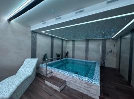 Five Apartments，位于Inđija的酒店