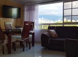 Apartamento con vista a la ciudad en barrio campo hermoso 301