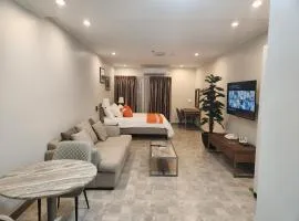 LaGrande Residence Shower & Bath 10th FLR Unit，位于安吉利斯的公寓式酒店