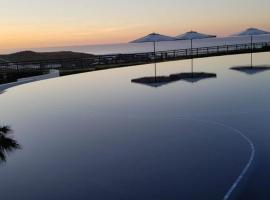 Exquisite 3BR Condo Ocean Views Access Resorts，位于卡波圣卢卡斯的度假村