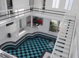 Casa con Alberca adentro cerca de Las Estacas