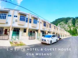 LH Homestay Suite Gua Musang- Masjid Mekah，位于话毛生的乡村别墅