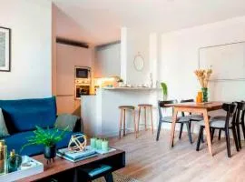 Spacious and Stylish 3-Bedroom Flat in Cro, London ER2