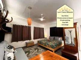 TEHEI BEACH HOUSE - AC, Fiber, WiFi, Private Parking, Beach