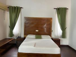 Hotel Neithal Batticaloa，位于拜蒂克洛的酒店